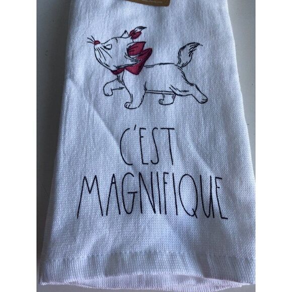 2 Pk Rae Dunn Disney Aristocats Marie C’est Magnifique Kitchen Towel Set NEW - Picture 2 of 12